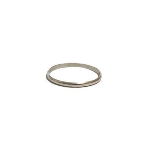 silver band ring